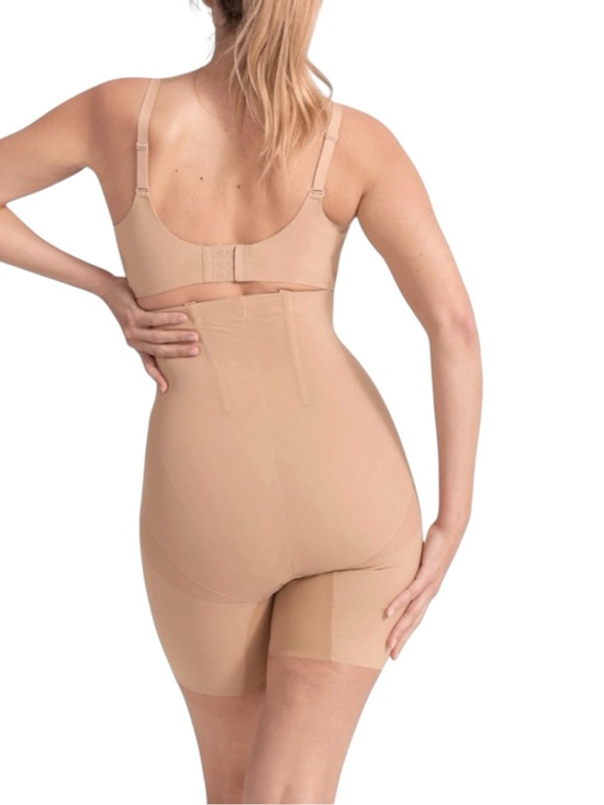 Honeylove Super Power Shorts Compression Shapewear Boning Slimming Smooth M NWOT